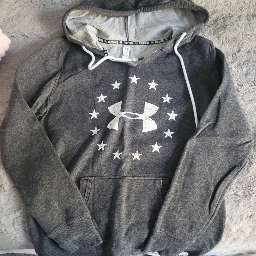Under Armour Hoodie